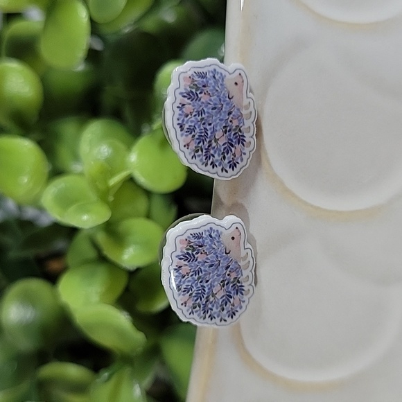 Hedgehog Floral Stud Earrings - Picture 1 of 6